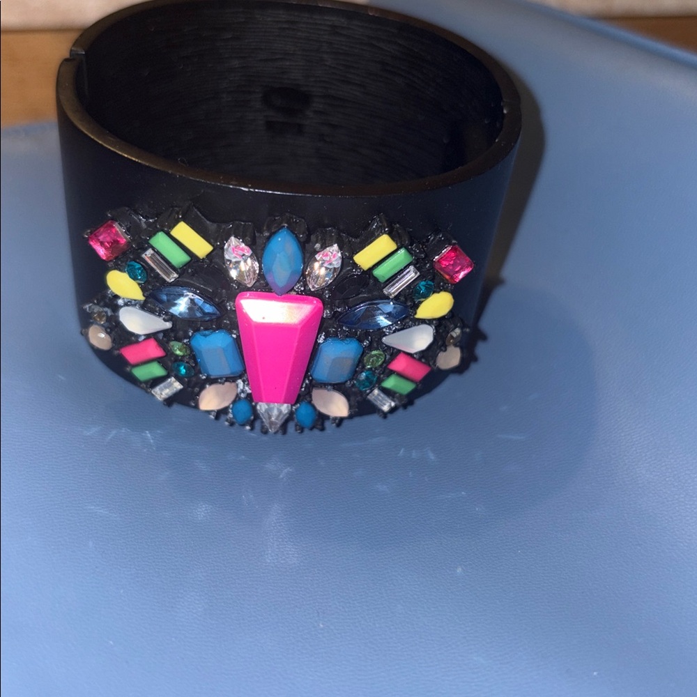New JEWELED  Cuff BRACELET Hinged. *****FUN & FABULOUS *****